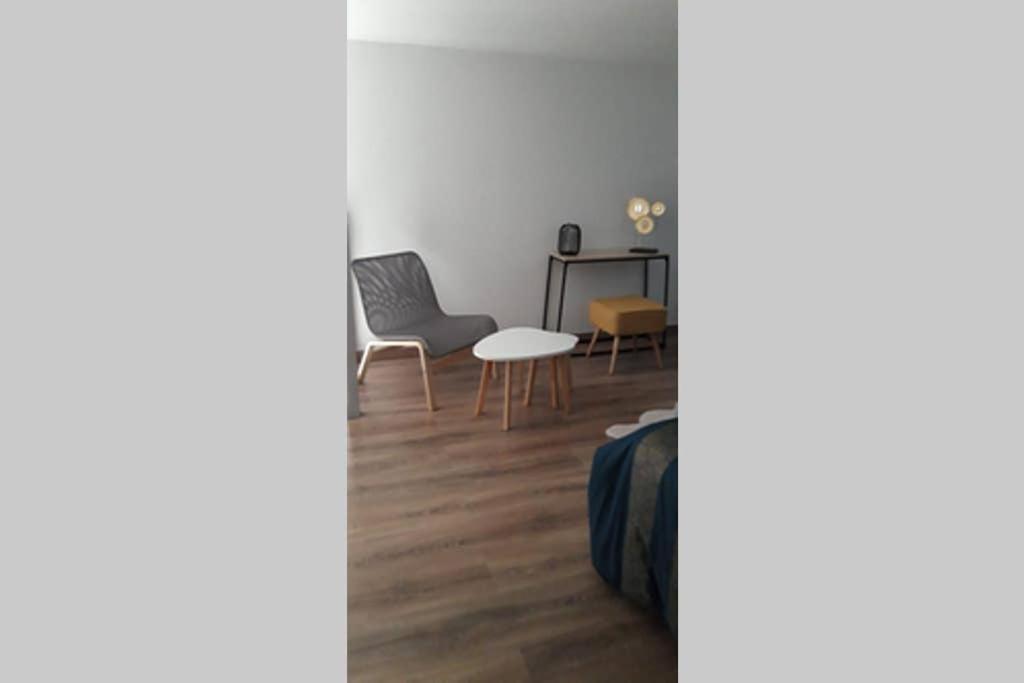 The Blue Flat 55M2 A Cote De La Gare Apartment Chalons en Champagne Exterior photo