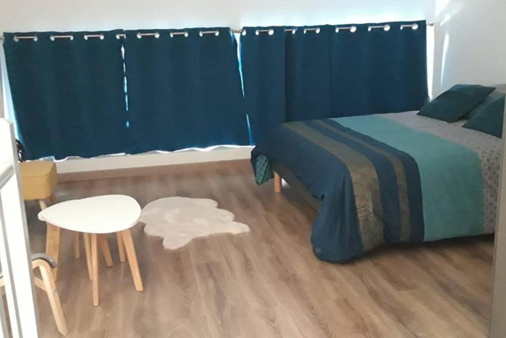 The Blue Flat 55M2 A Cote De La Gare Apartment Chalons en Champagne Exterior photo